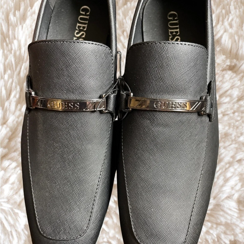 GUESS Men's Gray Slip-On Loafers